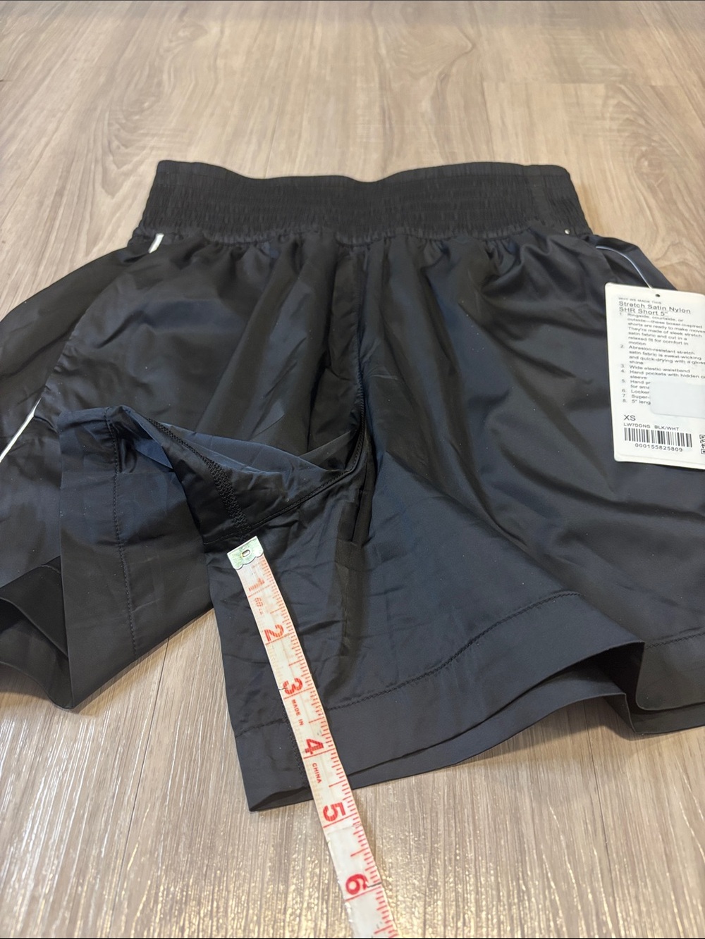 Lululemon Stretch Satin Nylon Super-High-Rise Short 5" in black Size XS - Picture 14 of 16